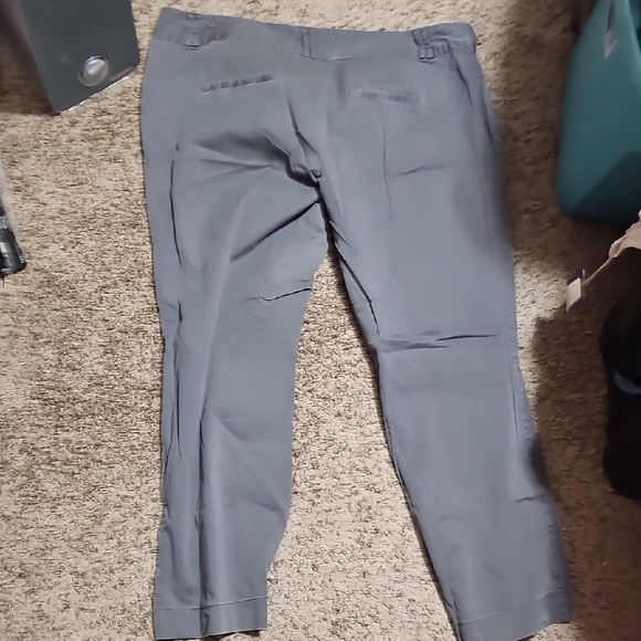 Maurices Gray Boot Cut Flare Pants. Plus Sizw 24. - Picture 3 of 3